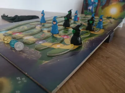 Matériel du jeu La colline aux Feux Follets